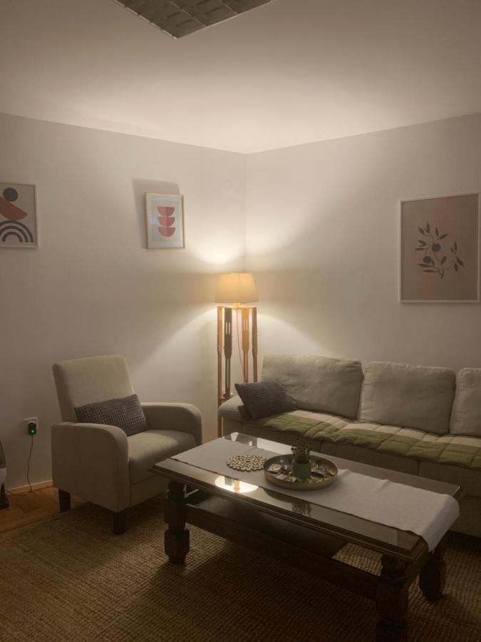 Apartman Yellow House Saraievo Exterior foto